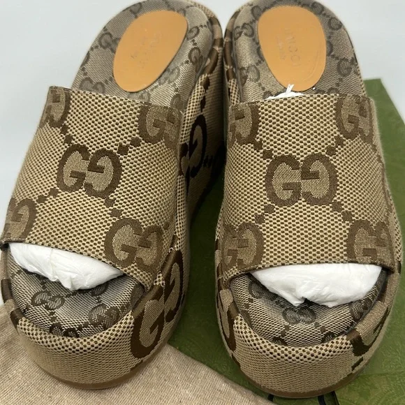 Gucci Brown Jumbo Monogram Platform Wedge Sandals, Sz 34 1/2 Box & Dustbags - Picture 12 of 16